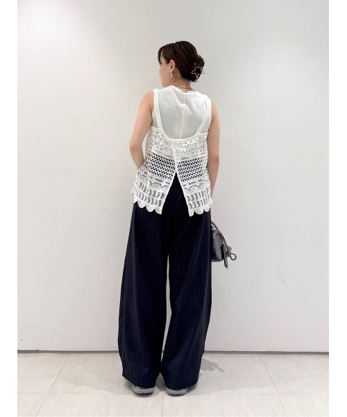 allureville（アルアバイル）の「レースキャミ（シャツ/ブラウス・レディース・ブラック/オフホワイト・2）」の14枚目の写真