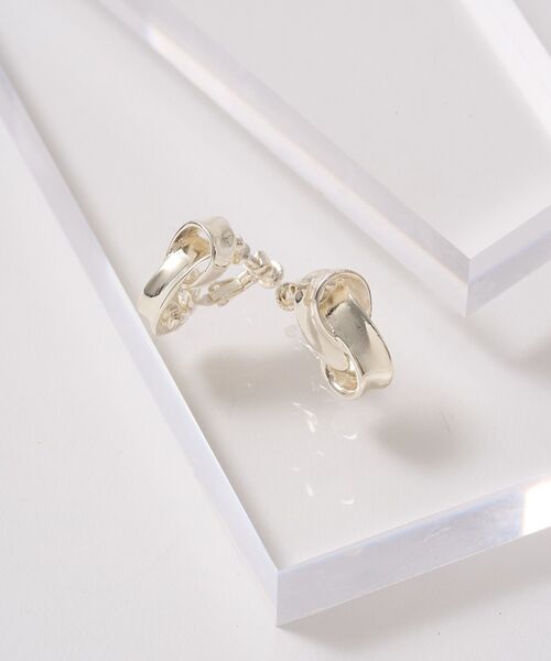 AMERICAN HOLIC（アメリカンホリック）の「メタルクロスイヤリング（イヤリング・レディース・ゴールド/シルバー・FREE）」の5枚目の写真