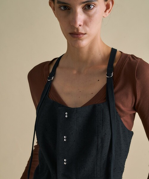 UNITED TOKYO（ユナイテッドトウキョウ）の「Vintage Nep Camisole Bustier｜セットアップ/ビスチェ/細見え/春服（キャミソール・レディース・ブラック/オフホワイト・FREE）」の8枚目の写真