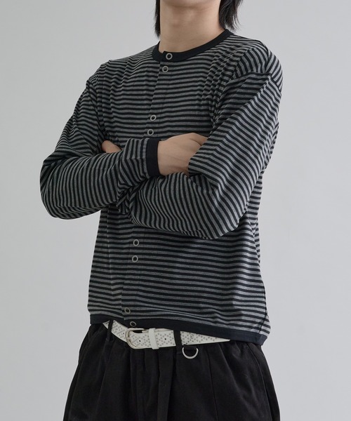 EPNK(イーピーエヌケー)の「Crew neck snap button cardigan / クルーネックスナップボタンカーディガン(カーディガン/ボレロ・メンズ・ブラック/グレー・MEDIUM/LARGE/SMALL)」の3枚目の写真