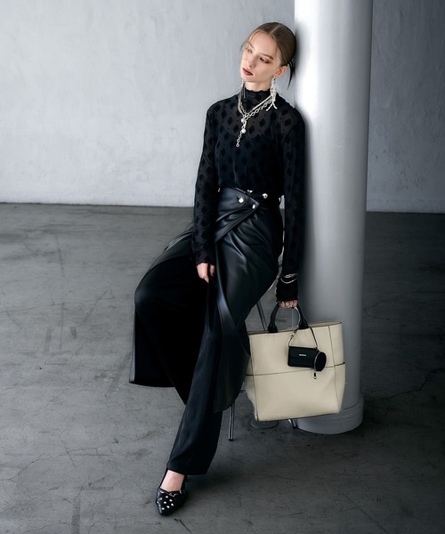 HARE（ハレ）の「マルチミニウォレット(HARE)（財布・レディース・ブラック/ブラウン・FREE）」の5枚目の写真