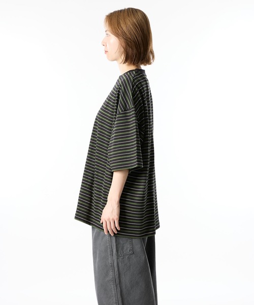 meltum(メルタム)の「MULTI BORDER S/S TEE(Tシャツ/カットソー・メンズ・ネイビー/グリーン・MEDIUM/LARGE/X-LARGE)」の8枚目の写真