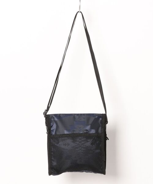 NEW ERA（ニューエラ）の「【NEW ERA/ニューエラ】SQUARE NECK POUCH PENDLETON（ショルダーバッグ・メンズ・ブラック・FREE）」の2枚目の写真