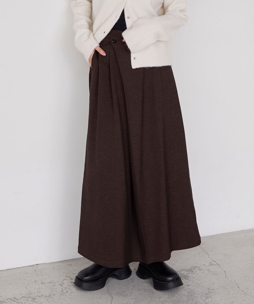forksy.（フォルクシー）の「【forksy.】ピーチツイルラップデザインIラインロングスカート（スカート・レディース・ブラウン/ブラック・FREE）」の2枚目の写真