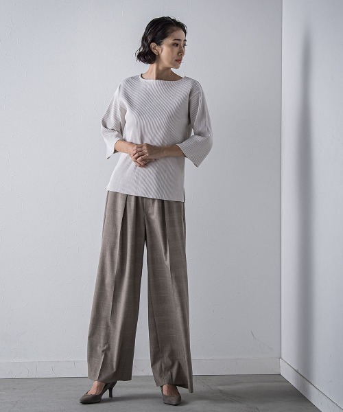 la.f…(ラエフ)の「"体型を気にせず着られる"リブカットソー≪手洗い可能≫(Tシャツ/カットソー・レディース・ホワイト/ベージュ・9号)」の14枚目の写真