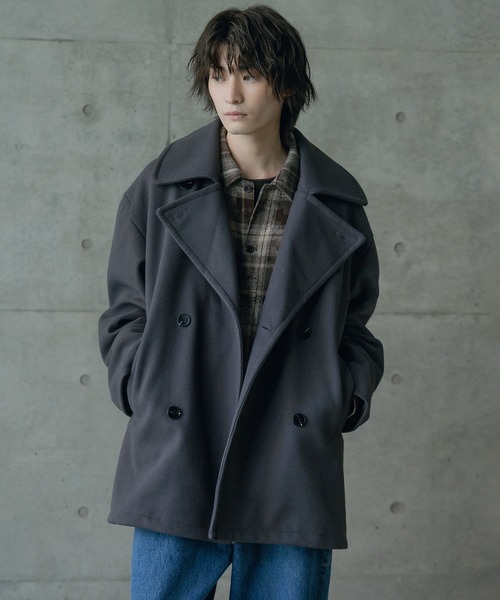 RATTLE TRAP（ラトルトラップ）の「フェイクメルトンオーバーサイズビッグカラーピーコート（ブルゾン・メンズ・グレー/ブラック・M/L）」の17枚目の写真