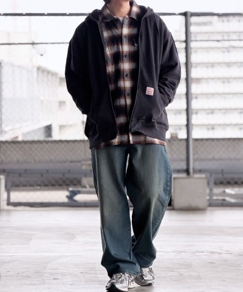 BACK NUMBER(バックナンバー)の「【BACK NUMBER】ウエストイージーバギージーンズ (トレンド/イージーウエスト/デイリー/カジュアル)(その他パンツ・メンズ・ダークインディゴブルー/その他1/ブラック・L/XL/M)」の18枚目の写真