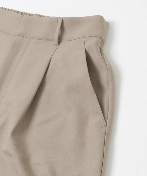 F by ROSSO（エフバイロッソ）の「『UR TECH SMOOTHLUXE』F by ROSSO　タックワイドパンツ（その他パンツ・レディース・ベージュ/ブラック/チャコールグレー・38/36/34）」の13枚目の写真