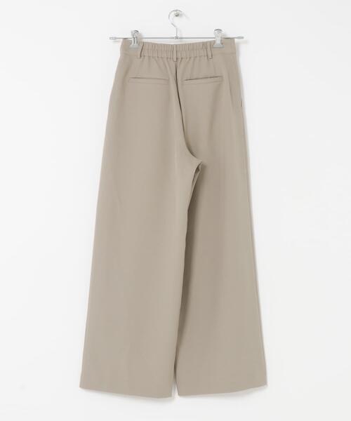 F by ROSSO（エフバイロッソ）の「『UR TECH SMOOTHLUXE』F by ROSSO　タックワイドパンツ（その他パンツ・レディース・ベージュ/ブラック/チャコールグレー・38/36/34）」の14枚目の写真