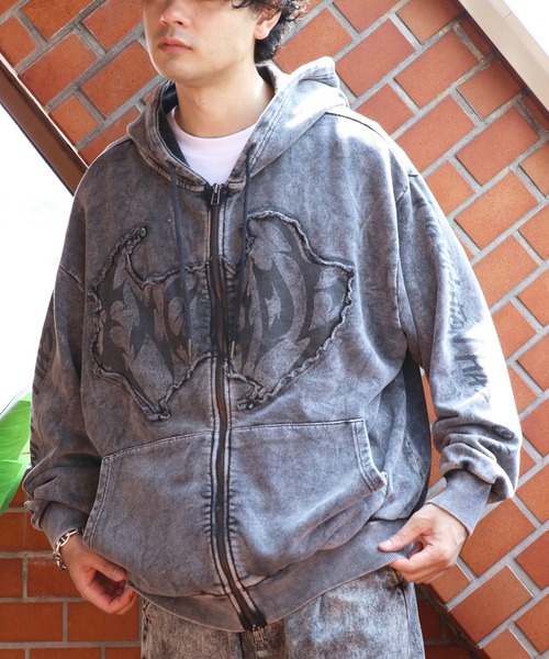 ８(eight)（エイト）の「グランジ加工ZIPプルパーカー（パーカー・メンズ・ホワイト/ブラウン/チャコールグレー・MEDIUM/LARGE）」の11枚目の写真