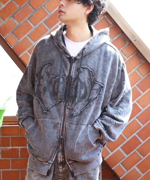 ８(eight)（エイト）の「グランジ加工ZIPプルパーカー（パーカー・メンズ・ホワイト/ブラウン/チャコールグレー・MEDIUM/LARGE）」の13枚目の写真