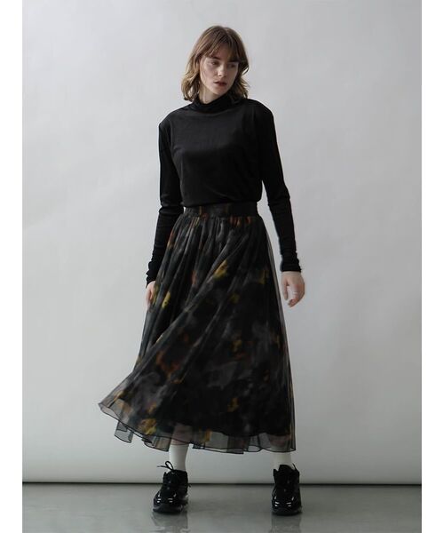 :ETHROF（イーサオブ）の「TULLE DOCKING VELOUR TOPS（Tシャツ/カットソー・レディース・フューシャピンク/ブラック/チャコール・MEDIUM）」の16枚目の写真