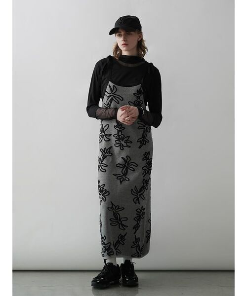 :ETHROF（イーサオブ）の「TULLE DOCKING VELOUR TOPS（Tシャツ/カットソー・レディース・フューシャピンク/ブラック/チャコール・MEDIUM）」の17枚目の写真