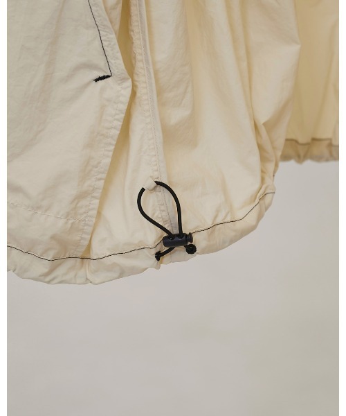 TODAYFUL（トゥデイフル）の「Nylon Gather Blouson（ブルゾン・レディース・キナリ/インディゴブルー・36inch/38inch）」の16枚目の写真