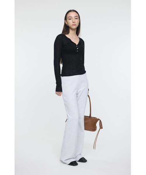 MOUSSY(マウジー)の「FLARE スウェットパンツ(スウェットパンツ・レディース・ベージュ/ライトブラック/杢グレー・1/2)」の6枚目の写真