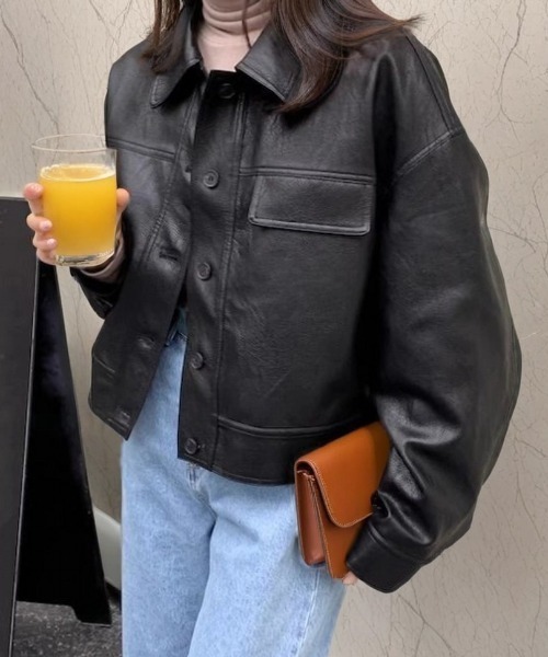 cammie(キャミー)の「フェイクレザーコーチジャケット(その他アウター・レディース・ブラック/キャメル・M/L)」の2枚目の写真