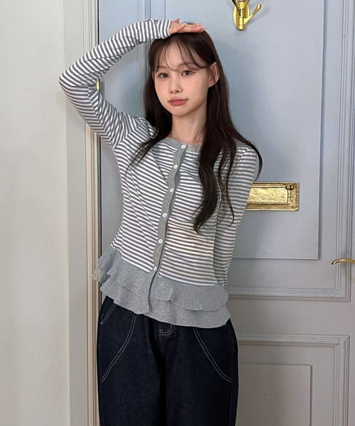 by muni:r(バイ ムニール)の「【着用動画あり・3色展開】ストライプフリル配色カーディガン(Tシャツ/カットソー・レディース・ブラック/ダークグレー/ライトグレー・FREE)」の19枚目の写真