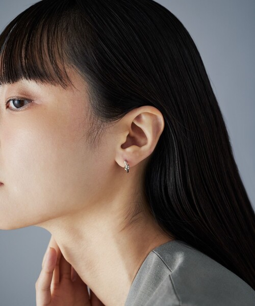 Jouete（ジュエッテ）の「[スナップピアス] ノット（ピアス（両耳用）・レディース・イエローゴールド/プラチナム・FREE）」の6枚目の写真