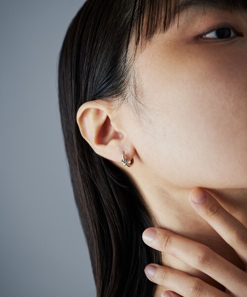 Jouete（ジュエッテ）の「[スナップピアス] ノット（ピアス（両耳用）・レディース・イエローゴールド/プラチナム・FREE）」の9枚目の写真