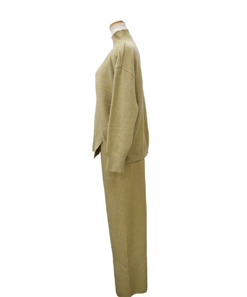 CLOTHY（クロシィ）の「【上品リラックス×着回し自在。きれいめニットセットアップ】ハイネックニットセットアップ（セットアップ・レディース・ブラウン/マスタード/オフホワイト/ブラック・FREE）」の10枚目の写真