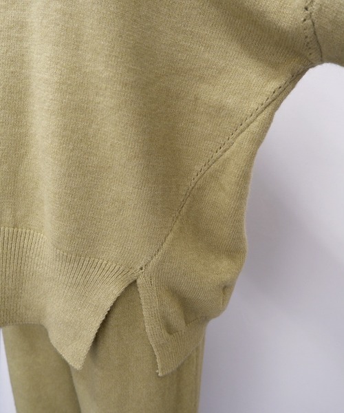 CLOTHY（クロシィ）の「【上品リラックス×着回し自在。きれいめニットセットアップ】ハイネックニットセットアップ（セットアップ・レディース・ブラウン/マスタード/オフホワイト/ブラック・FREE）」の15枚目の写真
