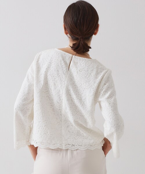 OPAQUE.CLIP（オペークドットクリップ）の「≪通勤・セレモニー対応≫ レースブラウス【洗濯機OK】（シャツ/ブラウス・レディース・ホワイト・42/40/38/36）」の2枚目の写真