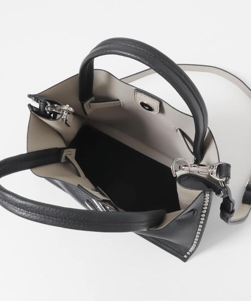 URBAN RESEARCH ROSSO WOMEN（アーバンリサーチ　ロッソ）の「VIOLA d’ORO　TREROスタッズ（ショルダーバッグ・レディース・ブラック・-）」の7枚目の写真