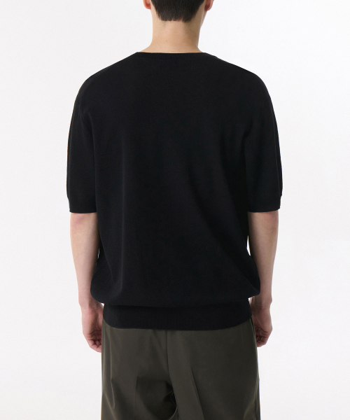 MUSINSA STANDARD（ムシンサスタンダード）の「クールタッチクルーネック半袖ニット[ブラック]（ニット/セーター・メンズ・その他・MEDIUM/LARGE/SMALL/X-LARGE/XX-LARGE）」の2枚目の写真