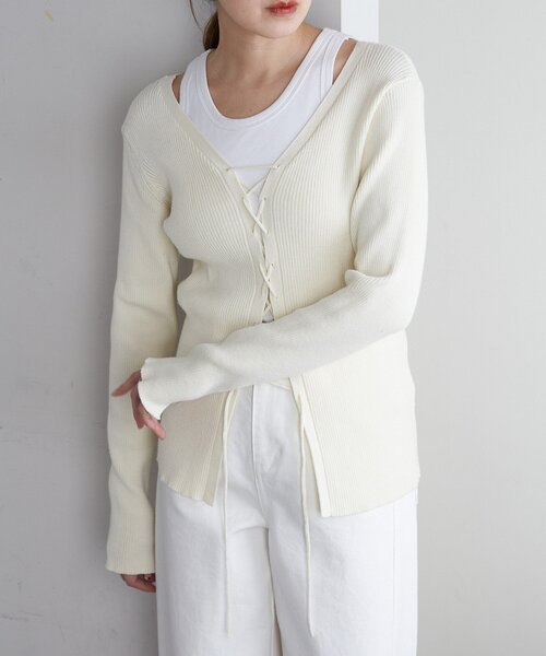 SHENERY(シーナリー)の「レースアップニット(ニット/セーター・レディース・オフホワイト/ブラック/ベージュ・FREE)」の1枚目の写真