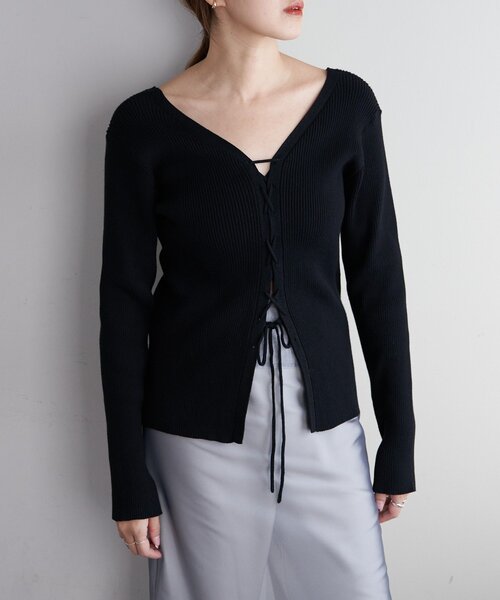 SHENERY(シーナリー)の「レースアップニット(ニット/セーター・レディース・オフホワイト/ブラック/ベージュ・FREE)」の18枚目の写真