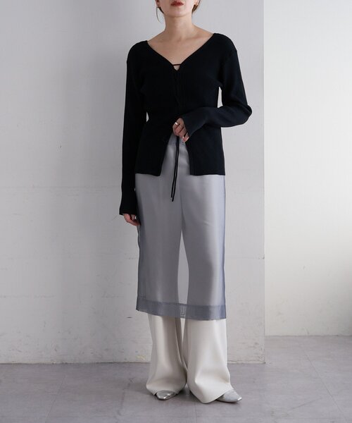 SHENERY(シーナリー)の「レースアップニット(ニット/セーター・レディース・オフホワイト/ブラック/ベージュ・FREE)」の21枚目の写真