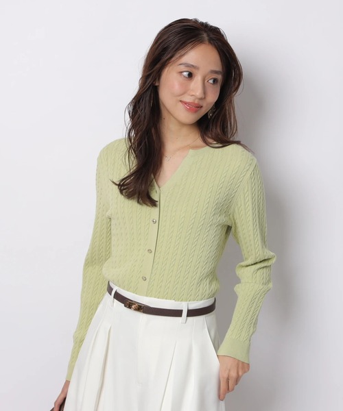 JUSGLITTY（ジャスグリッティー）の「スプリングカラーケーブルニット（ニット/セーター・レディース・ホワイト/ピンク/グリーン系その他2/ネイビー/グレー・2）」の11枚目の写真