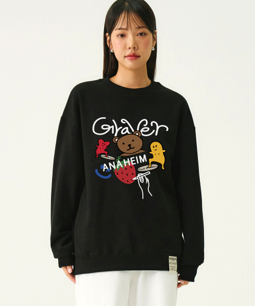GRAVER（グレーバー）の「[ユニセックス]グラフィックスケッチスウェットシャツ_ブラック（スウェット・レディース・ブラック・SMALL/MEDIUM/LARGE）」の3枚目の写真