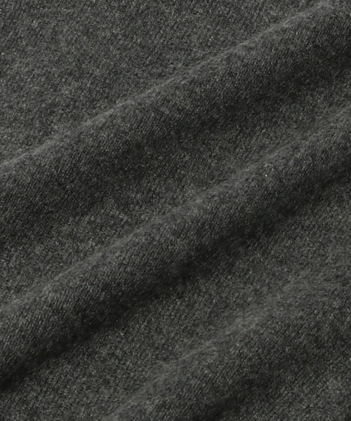ESTNATION（エストネーション）の「THE COLUMN / カシミヤニットマフラー＜THE COLUMN＞（マフラー・メンズ・グレー/ネイビー・FREE）」の4枚目の写真