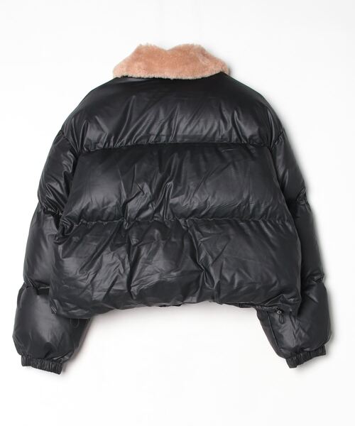 .KOM（ドットコム）の「A'GEM/9 × .kom 『.KOMZ/ドットケーオーエムゼット』Glossy Nylon Puff Down / グロッシーナイロンパフダウン（ダウンジャケット/コート・レディース・ブラック・M）」の6枚目の写真