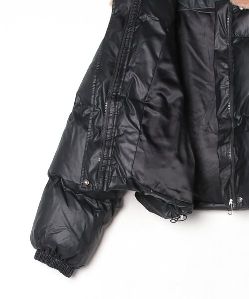 .KOM（ドットコム）の「A'GEM/9 × .kom 『.KOMZ/ドットケーオーエムゼット』Glossy Nylon Puff Down / グロッシーナイロンパフダウン（ダウンジャケット/コート・レディース・ブラック・M）」の7枚目の写真