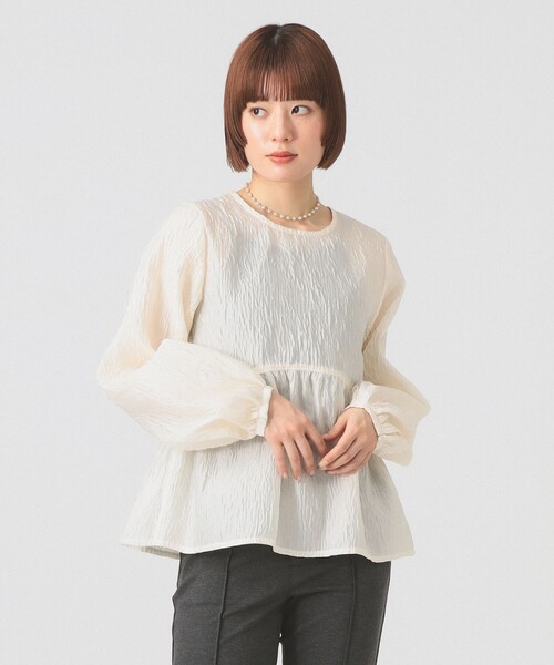 Ray BEAMS(レイビームス)の「ジャガード ギャザー キリカエ クルーネック(シャツ/ブラウス・レディース・オフホワイト/クリーム・ONE SIZE)」の6枚目の写真