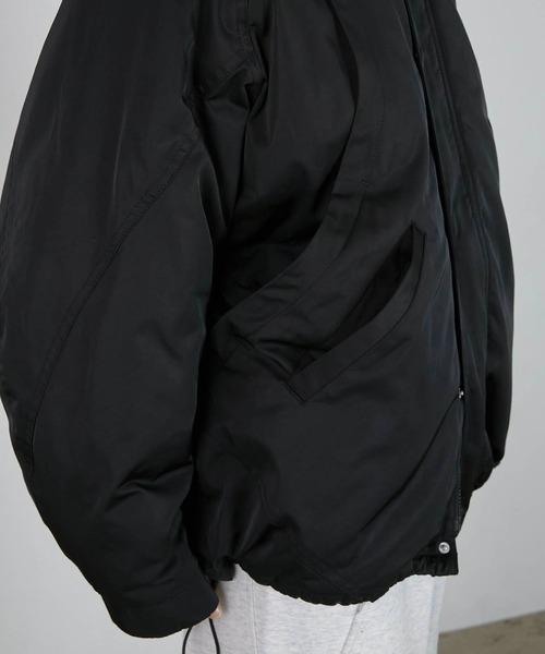 LA PEAU DE GEM（ラポドゥジェム）の「【LA PEAU DE GEM】zip puff blouson/ジップパフブルゾン（ブルゾン・レディース・ブラック/ベージュ・FREE）」の13枚目の写真