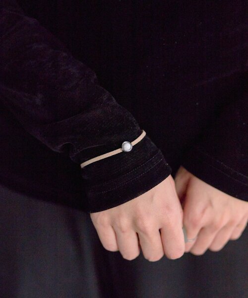 ear PAPILLONNER（イアパピヨネ）の「プチカラーカボションブレスレット（ブレスレット・レディース・ゴールド/シルバー・FREE）」の2枚目の写真