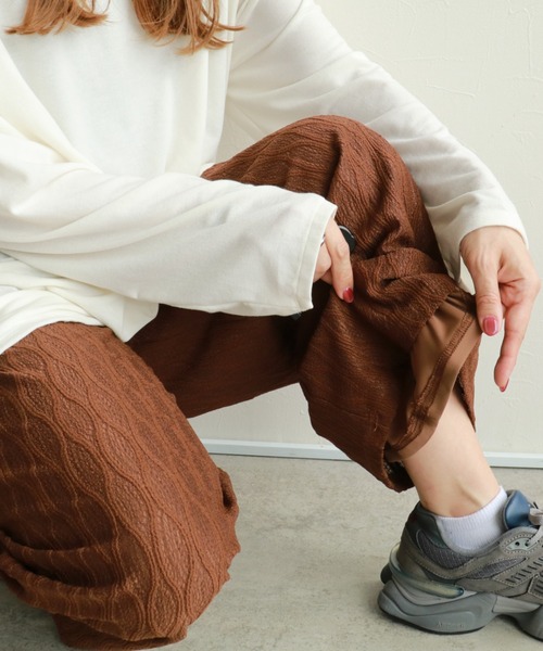 zena(ジェナ)の「波柄ジャガードイージーパンツ(その他パンツ・レディース・カーキ/ブラウン・M)」の5枚目の写真
