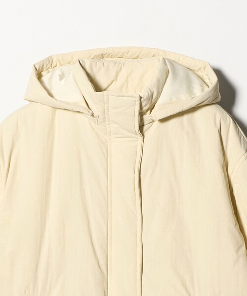 BEAUTY&YOUTH UNITED ARROWS(ビューティーアンドユースユナイテッドアローズ)の「ナイロン パフ フードブルゾン(その他アウター・レディース・オフホワイト/ブラック・S/M)」の3枚目の写真