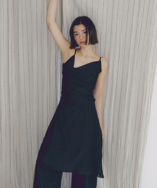 REORG（リオルグ）の「ASP LONG SHIRRING OPS BLACK（ワンピース・レディース・その他・SMALL/MEDIUM）」の4枚目の写真