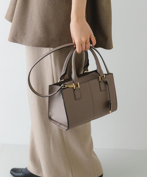 RODE SKO（ロデスコ）の「3セットチャームスクエアバッグ（ハンドバッグ・レディース・アイボリー/ブラック/グレー系その他・ONE）」の5枚目の写真