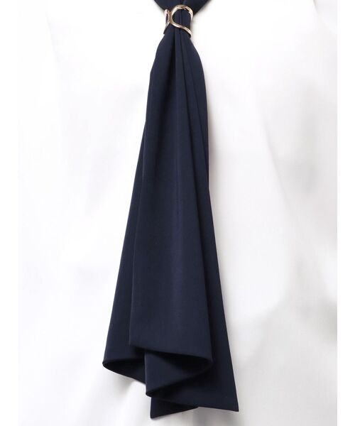 TONAL(トーナル)の「スカーフリングタイブラウス(シャツ/ブラウス・レディース・ピンク/ネイビー/オフホワイト・MEDIUM)」の12枚目の写真
