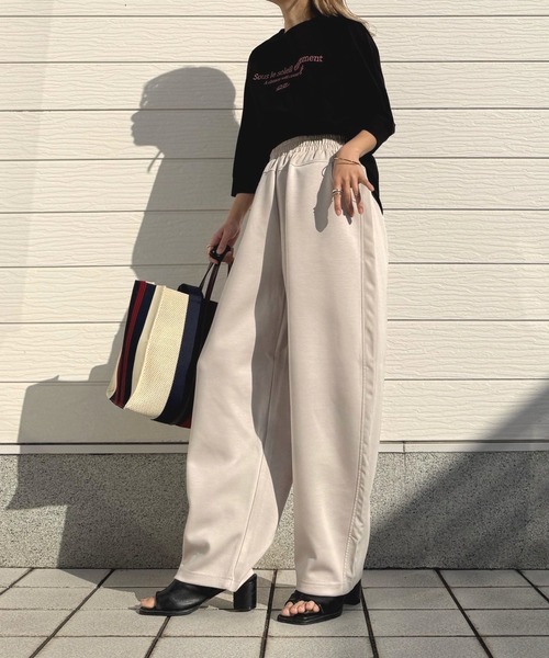 Q(キュー)の「切替ラインパンツ(その他パンツ・レディース・アイボリー/ライトグレー・MEDIUM)」の12枚目の写真