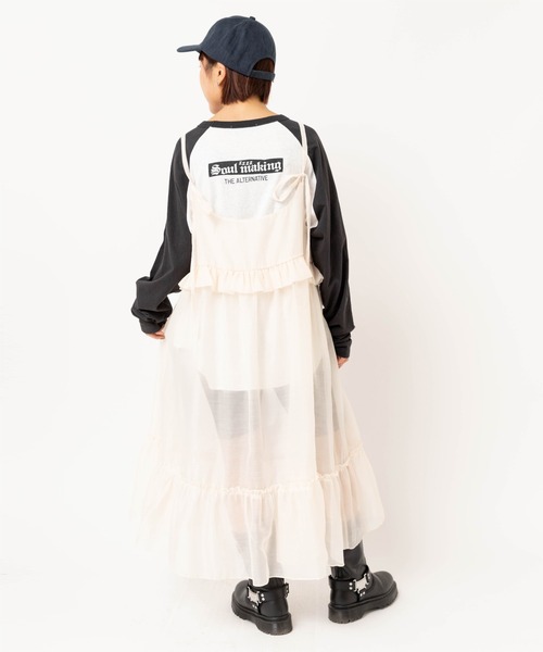 RNA（アールエヌエー）の「M2637 SERAPHラグランロンT（Tシャツ/カットソー・レディース・ブラック×ブルー/ホワイト×ピンク/ホワイト×ブラック・MEDIUM）」の17枚目の写真