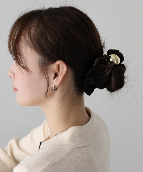 BLUEEAST（ブルーイースト）の「メタルボールベロアシュシュ（シュシュ・レディース・ブラウン/モカ/ブラック・FREE）」の9枚目の写真