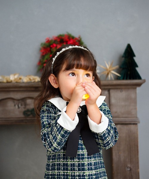 Rora（ローラ）の「ジュエリーパール カチューシャ (1colors) 日本製 ハンドメイド（カチューシャ・キッズ・ホワイト・FREE）」の7枚目の写真