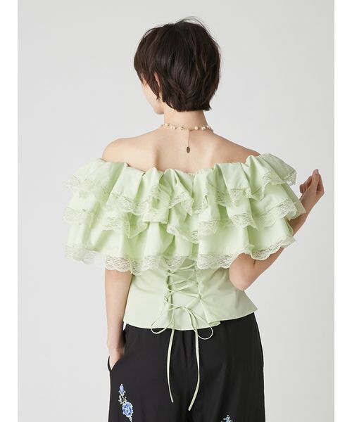 LILY BROWN(リリーブラウン)の「ボリュームフリルオフショルブラウス(シャツ/ブラウス・レディース・ネイビー/ホワイト/グリーン・F)」の7枚目の写真
