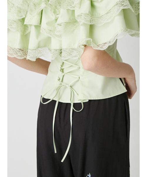 LILY BROWN(リリーブラウン)の「ボリュームフリルオフショルブラウス(シャツ/ブラウス・レディース・ネイビー/ホワイト/グリーン・F)」の11枚目の写真